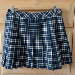 H&M Divided Pleated Plaid Mini Skirt